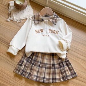 🌱🦢4 FOR $15!🦢🌱 Plaid Collar Cream Sweatshirt and Skirt Set